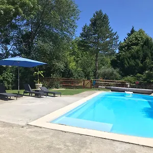  Hébergement de vacances Hameau De Montcabirol